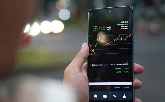 cómo invertir en la Bolsa de Valores